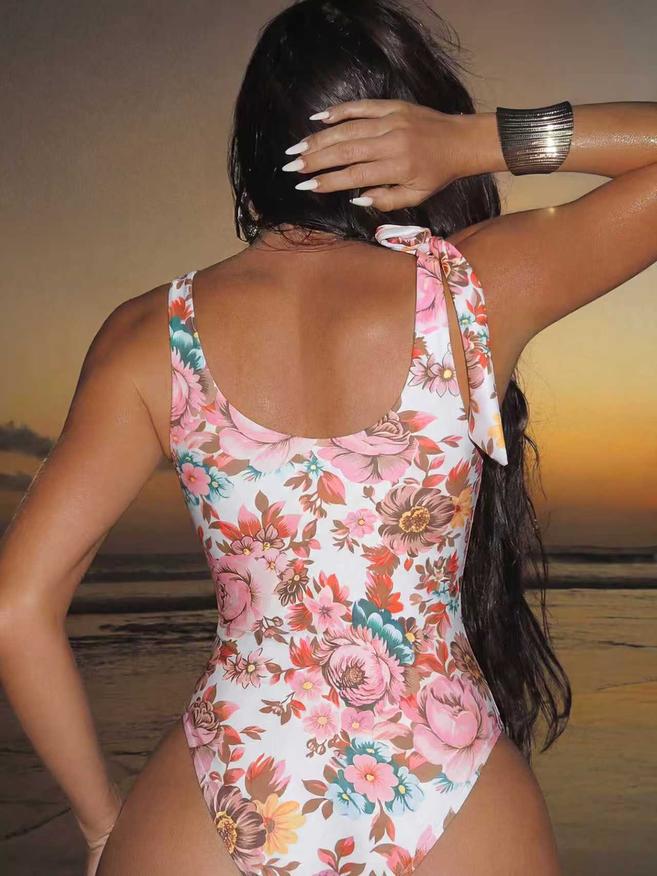 Damski strój kąpielowy jednocz – Swimsuit Bikini Ruched recenzja i cena